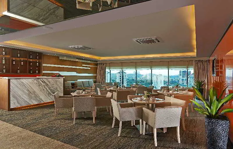 Centrestage Petaling Jaya Hotel 3*,