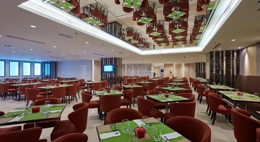 Centrestage Petaling Jaya Hotel