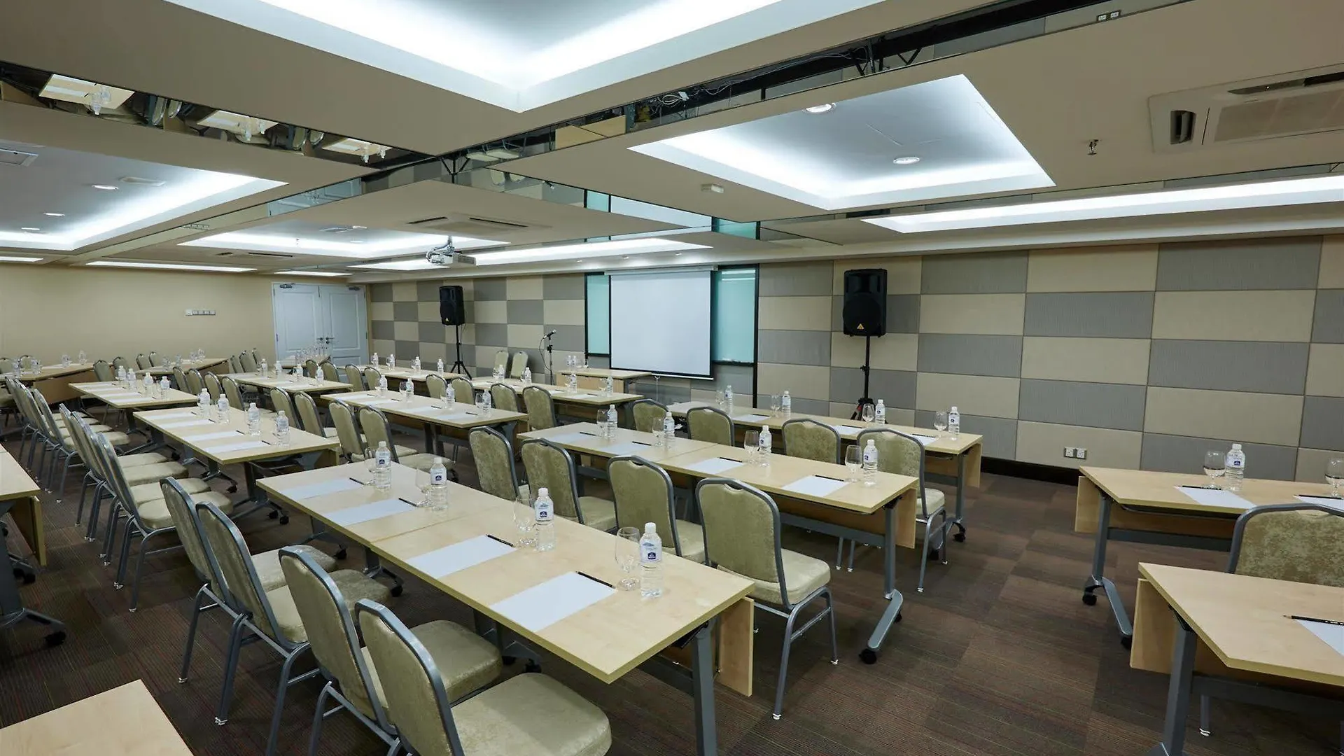 Centrestage Petaling Jaya Hotel